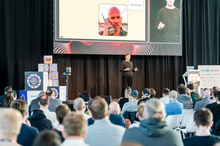 Laracon EU community memory 32