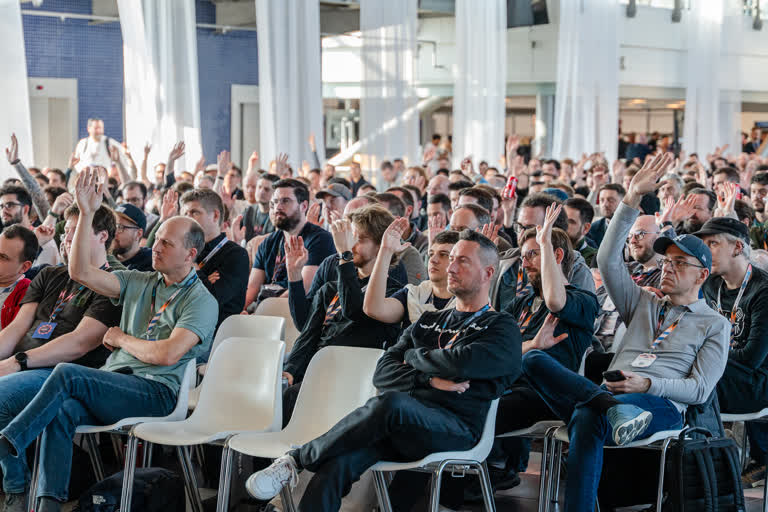 Laracon EU community memory 40