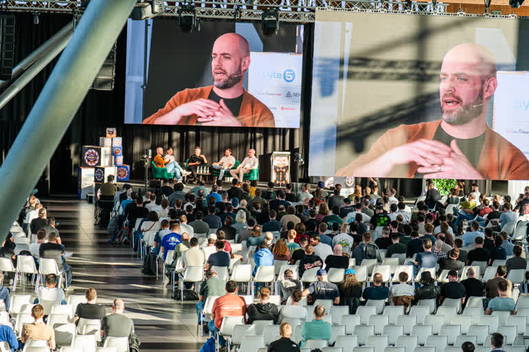 Laracon EU community memory 120