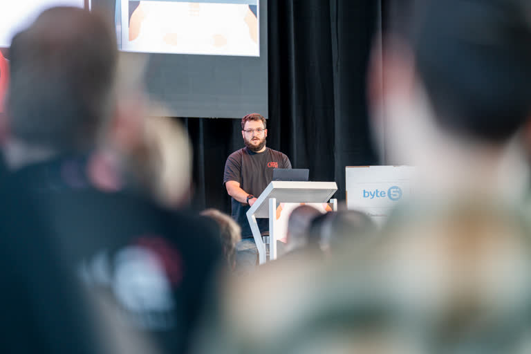 Laracon EU community memory 160