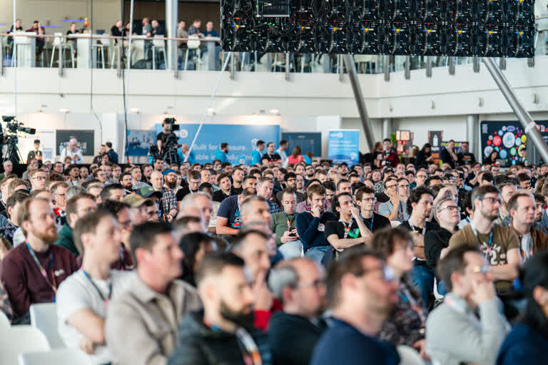 Laracon EU community memory 211