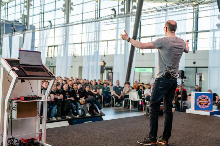 Laracon EU community memory 234