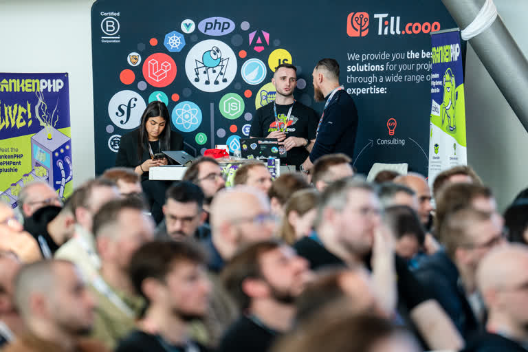 Laracon EU community memory 250