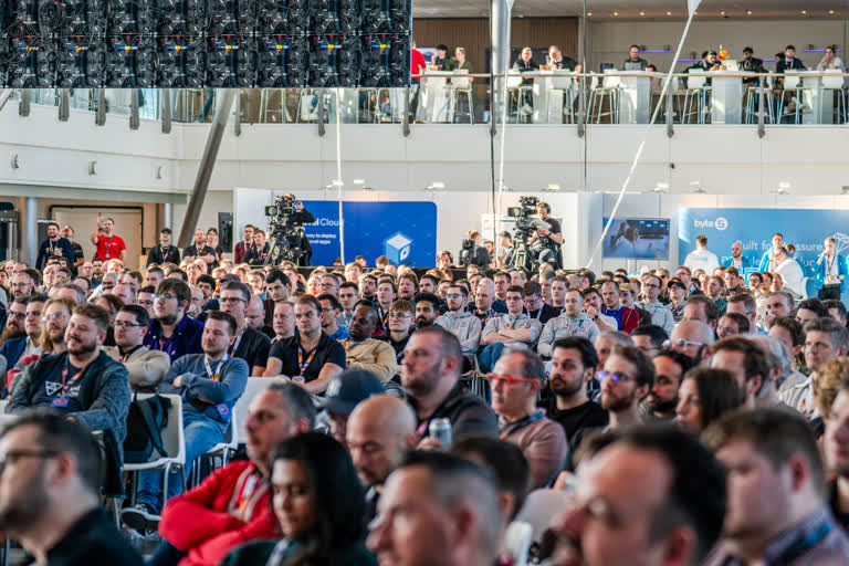 Laracon EU community memory 264