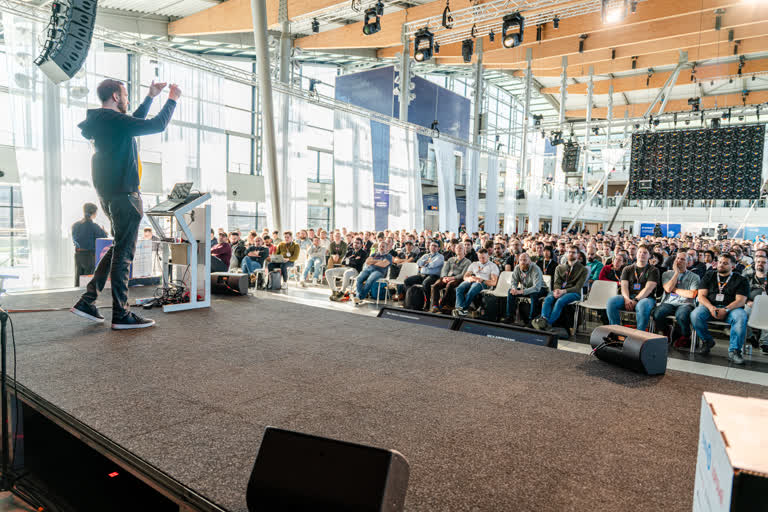 Laracon EU community memory 286