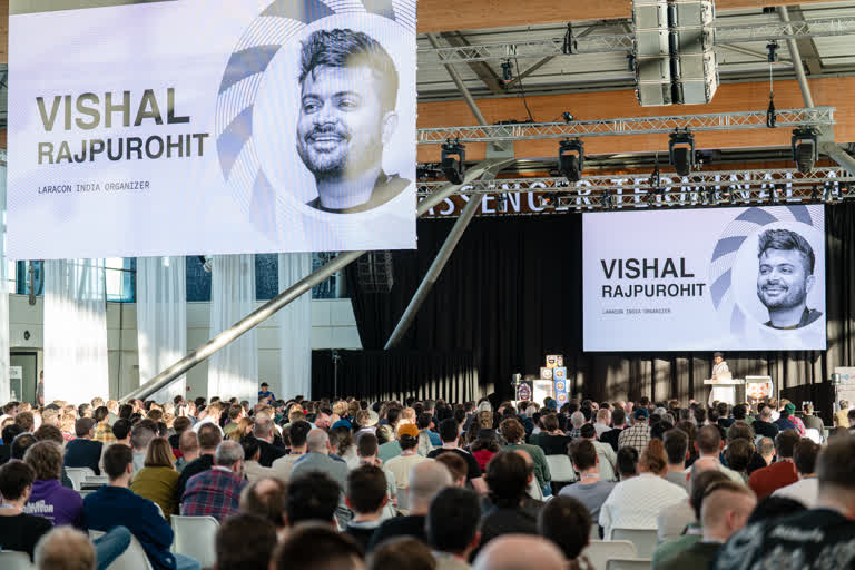 Laracon EU community memory 325