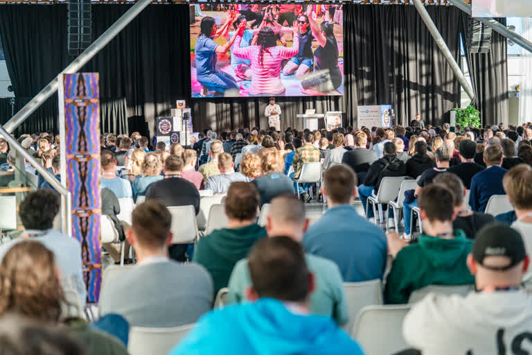 Laracon EU community memory 333