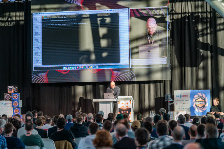 Laracon EU community memory 352