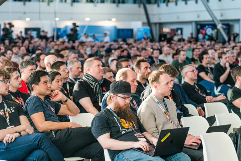 Laracon EU community memory 354