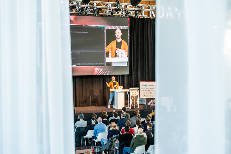 Laracon EU community memory 371